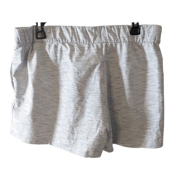LULULEMON ATHLETICA On The Fly Short '2.5' Size 12 - Picture 5 of 5